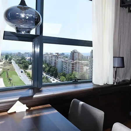 酒店 Russia 4*