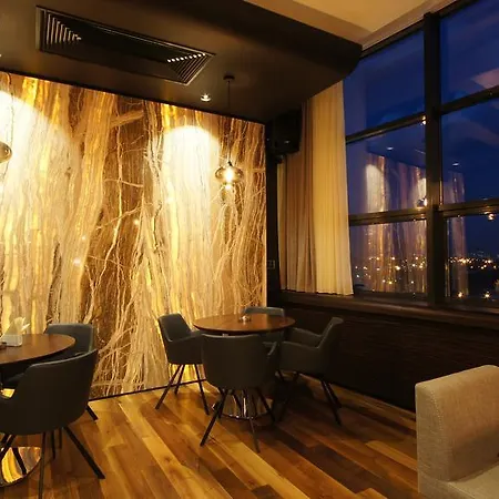 Hotel Russia