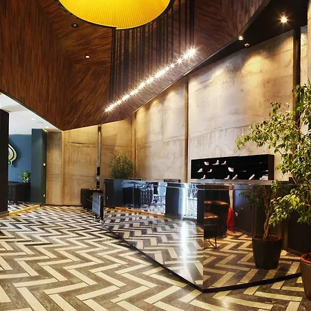 Hotel Russia