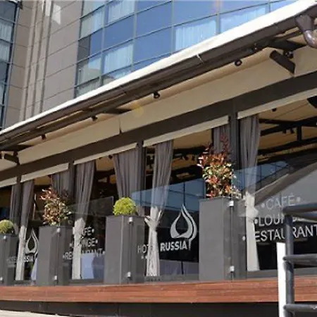Hotel Russia 4*